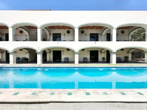 Ajijic Apartment | Ajijic Retreat Studio with Outdoor Salt Water Pool