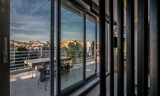 Kinosargous Apartment | Akasha Loft