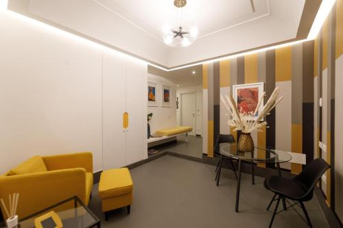 Sorrento City Centre Bed & Breakfast | Akyra suites