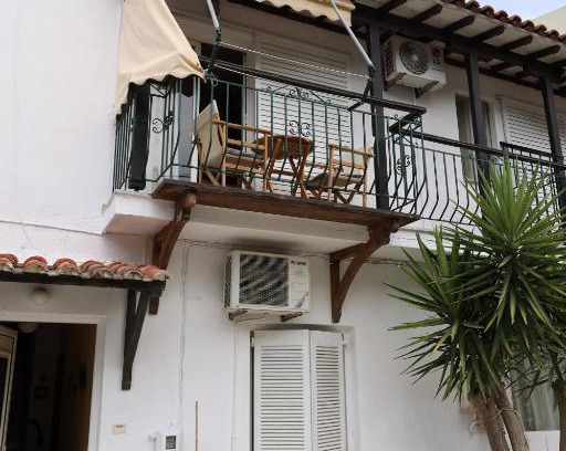 Skiathos Town House | Al Mar
