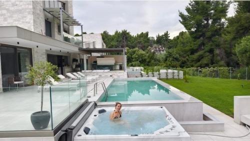 Kriopigi House | Alessandra Luxury Villas with Private Pools and Jacuzzi