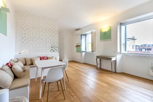 Chinatown Apartment | Alessia's Flat- Sarpi 5