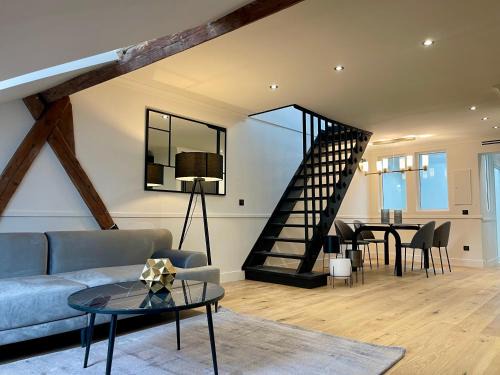Dijon Centre Ville Apartment | Alfred Suites - Appart's Hôtel - Dijon - Centre Historique