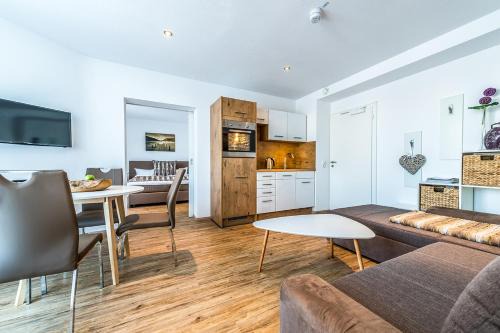 Kalzhofen Apartment | Alpen´s Sonne mit Schwimmbad und Sauna