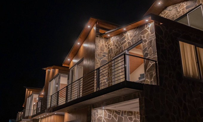 Dhirkot Cottage | Alpine Crest Cottages