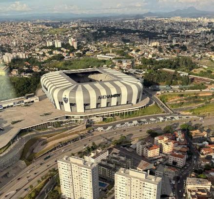 Belo Horizonte House | Alugo Quarto Para Mulheres ou Casais - a 500 mt da arena MRV e próx ao Expominas