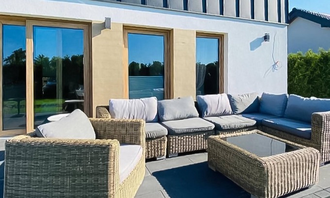 Nowecin Apartment | Amazing apartment in Nowecin with WiFi
