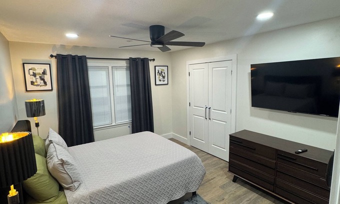 Valdosta House | Amazing Home Away From Home