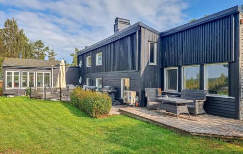 Mellerud O House | Amazing Home In Köpmannebro
