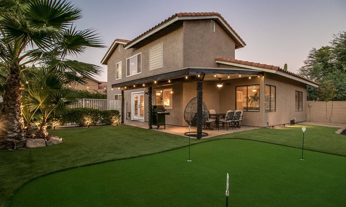 Covey House | Amazing Remodeled Home in North Scottsdale w/ Pool and Putting Green
