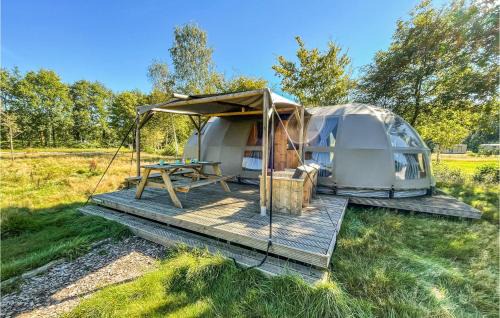 Hoogersmilde Other | Amazing Stacaravan In Hoogersmilde