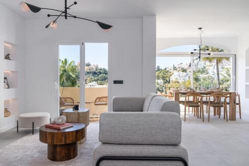Benahavis Apartment | Amazing Town House in La Quinta - Fantastic Views