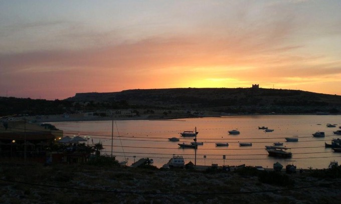 Għadira Apartment | Amazing view of Ghadira Mellieha bay