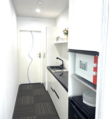 Panmure Apartment | Amber Lake C