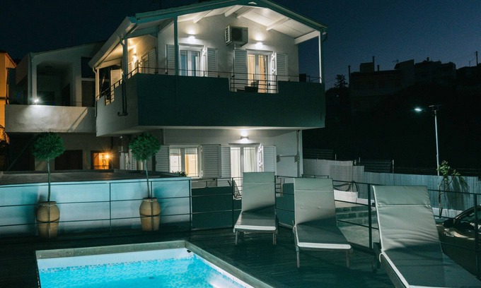 Agia Pelagia Bed & Breakfast | -Ammira Mare-House near sea with pool
