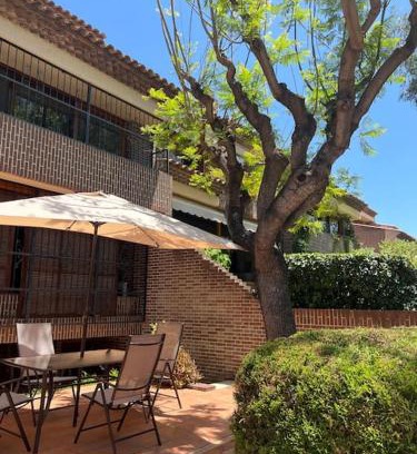 San Juan de Alicante House | Amplio adosado con piscina, jardines, tenis, etc