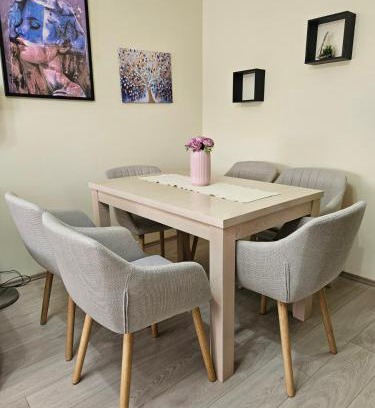 Paracin Apartment | Anastasija Lux 2