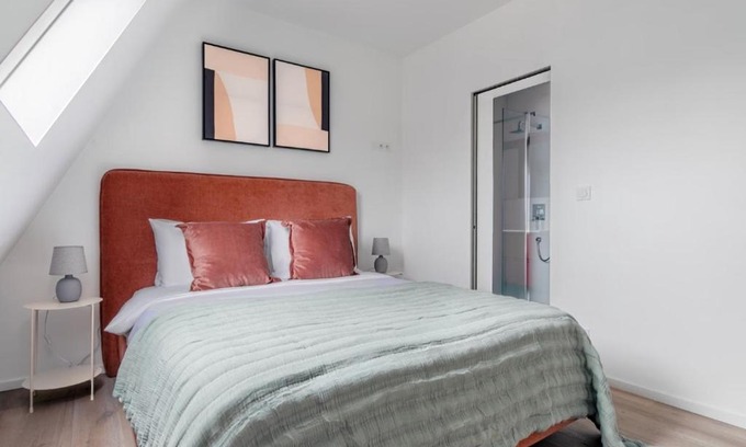 Lagny-sur-Marne Apartment | Angel