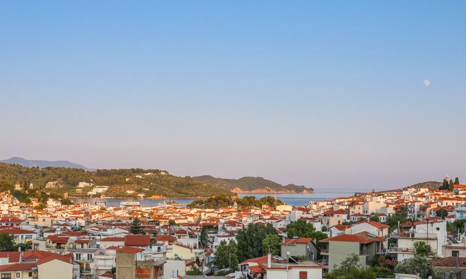 Skiathos Town Apartment | Antonia House