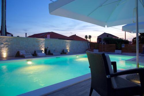 Biograd na Moru Apartment | Antonija Apartments with Pool