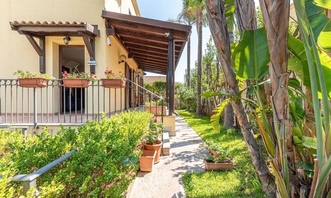 Partanna Ski Chalet | Antonio Family House a Mondello by Wonderful Italy