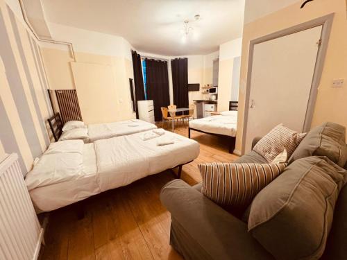 Kensington House | Anwar House