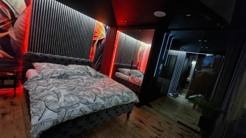 Kielce Apartment | Apartament Czarna Perła z dużym tarasem NA Dachu 75m2 , PROJEKTOR ,garaż podziemny