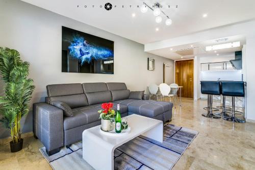Punta Prima Apartment | Apartament Delux-La Entrada Punta Prima