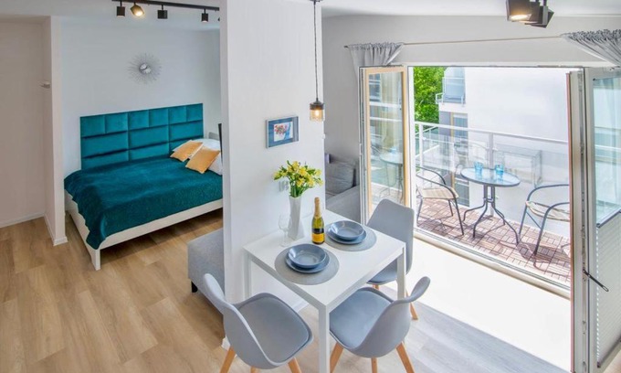 Dziwnowek Apartment | Apartament "Szczęśliwa 13"