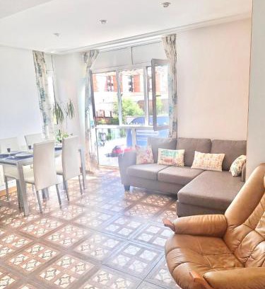 Las Campas y San Claudio Apartment | Apartamento a 5 minutos del Centro Parking Privado