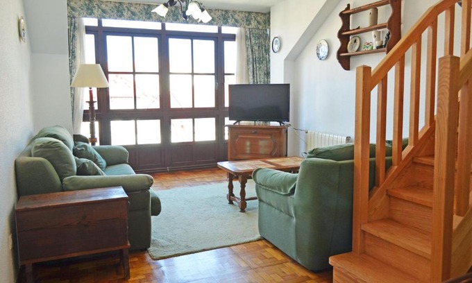 Comillas City Center Apartment | Apartamento El Corro: con parking en pleno centro de Comillas