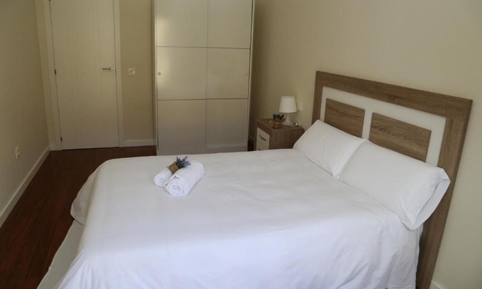 Teso de la Feria Apartment | Apartamentos Turísticos Puente Romano P2 2-A