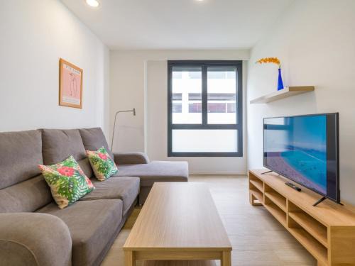 Arucas Apartment | Apartment in Las Palmas near Playa Canteras