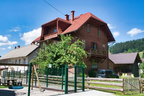 Zgornje Jezersko Apartment | Apartma Vila Kočna