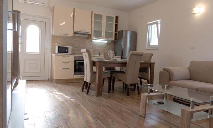 Kastel Novi Apartment | Apartman Kuzmanic