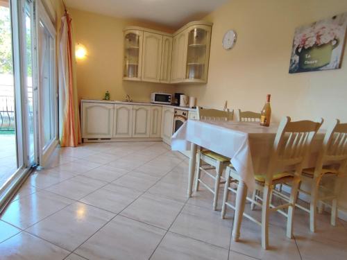 Mali Maj Apartment | Apartman s vrtom u blizini centra