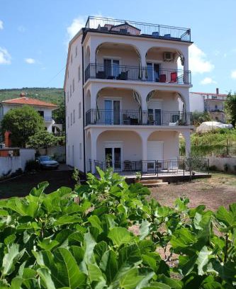 Selce Apartment | Apartmani Mojca