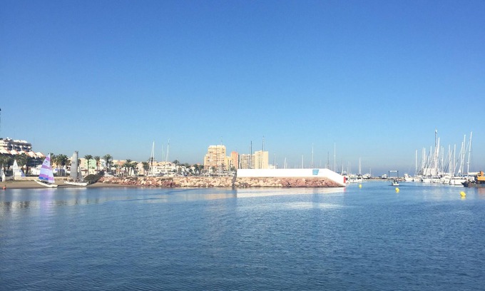 Playa Pobla de Farnals Apartment | Apartment by the sea.