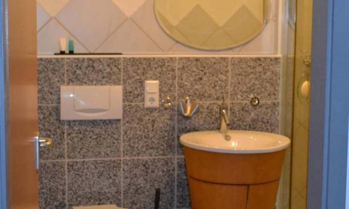 Kluesserath Apartment | Apartment ∙ 1 bedroom ∙ 2 guests