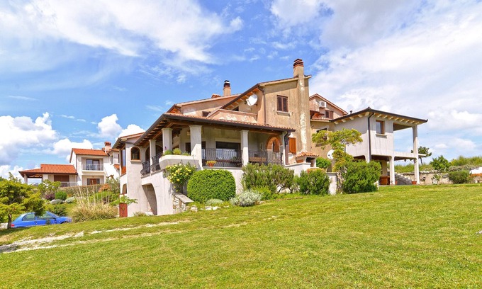 Presika Apartment | Apartment 1606/16499 (Istria - Labin), 3000m from the beach