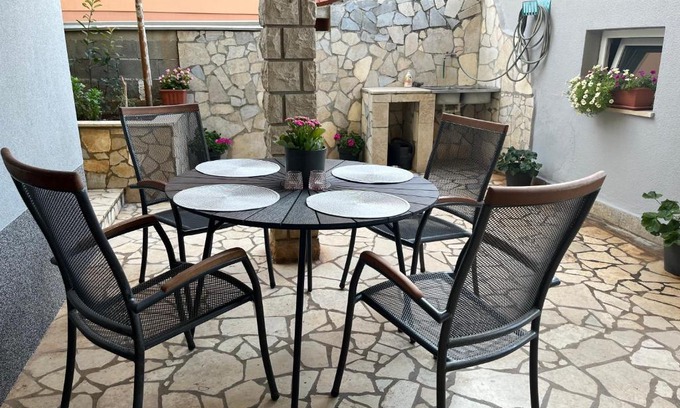 Gregovica Apartment | Apartment A & N with FREE private parking