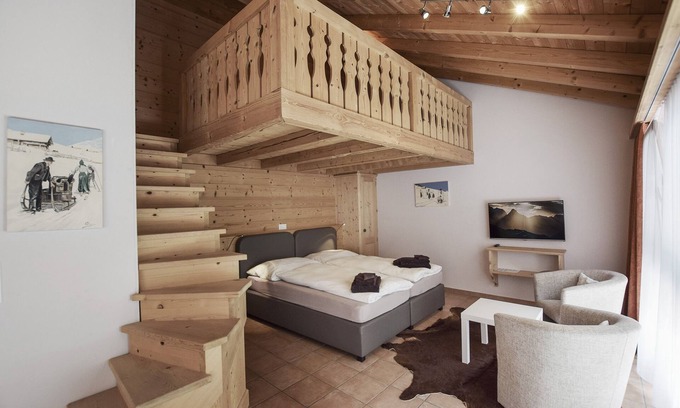 Klosters-Serneus Apartment | Apartment "Alpin 4" with Terrace & Wi-Fi