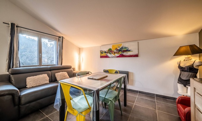 Allinges Apartment | Apartment 'Appartement Coté Montagne' with mountain view, air conditioning