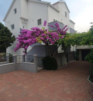 Orebic Apartment | Apartment Bozovic