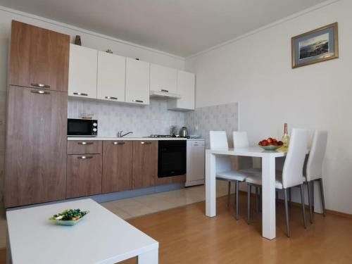Krizna luka Apartment | Apartment Branka Kustura