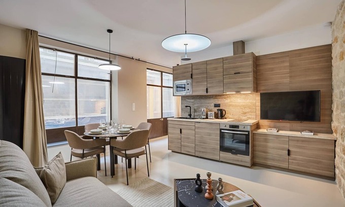 Quartier Saint-Ambroise Apartment | Apartment Center of Paris