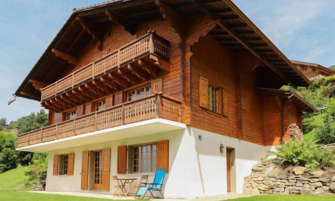 Chesieres Apartment | Apartment Chalet Les Pommiers in Villars - 8 persons, 4 bedrooms