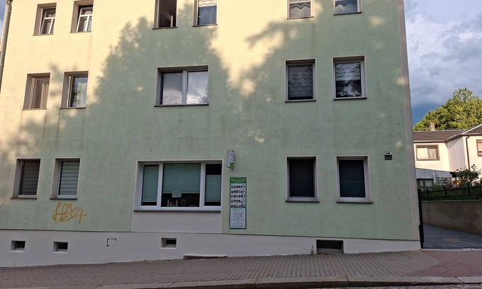 Radeberg Apartment | Apartment 'Classic' with Shared Terrace and Wi-Fi