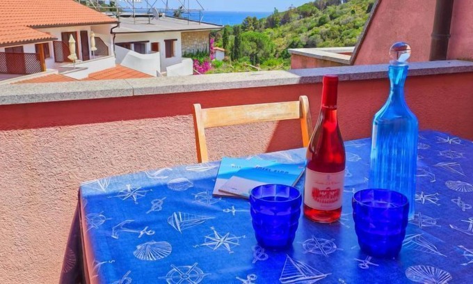 Fetovaia Apartment | Apartment Fetovaia Beach in Fetovaia - 4 persons, 1 bedrooms