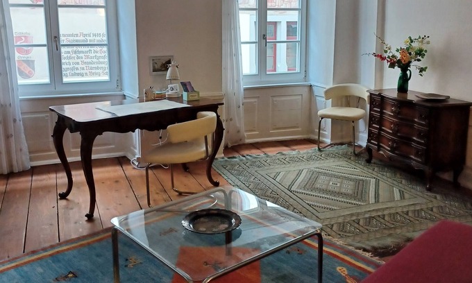 Altstadt Apartment | Apartment 'Fewo Wilde Frau' with Balcony and Wi-Fi